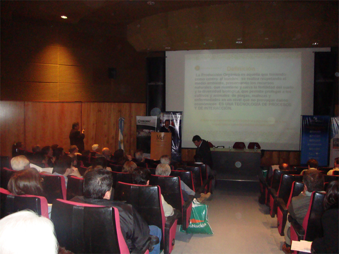 foto-2-seminario-trelew-13-08-10.jpg